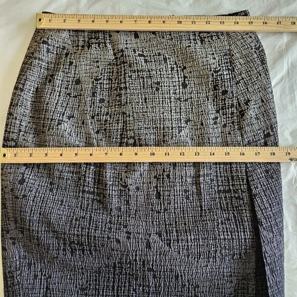Les Copains Skirt L Knee Length Front Fold Grey Textured Lined Circle Sz EUR 42 - Picture 12 of 14